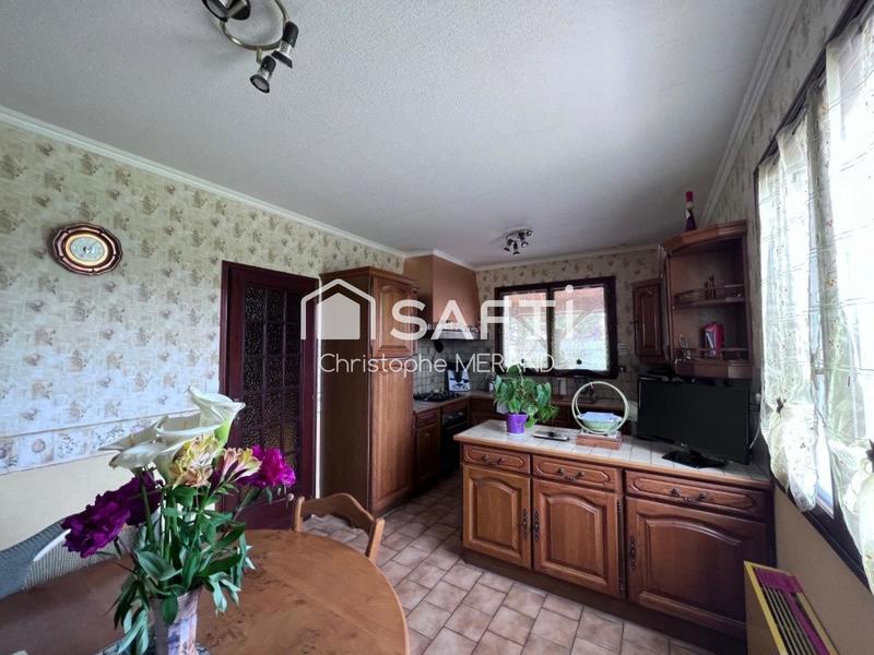 Maison - 193 m² - 15 pièces