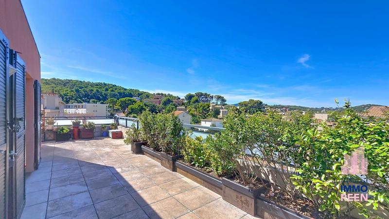 Appartement - 87 m² - 4 pièces