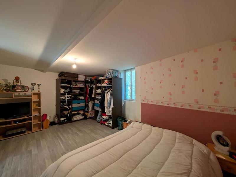 Maison - 159 m² - 5 pièces