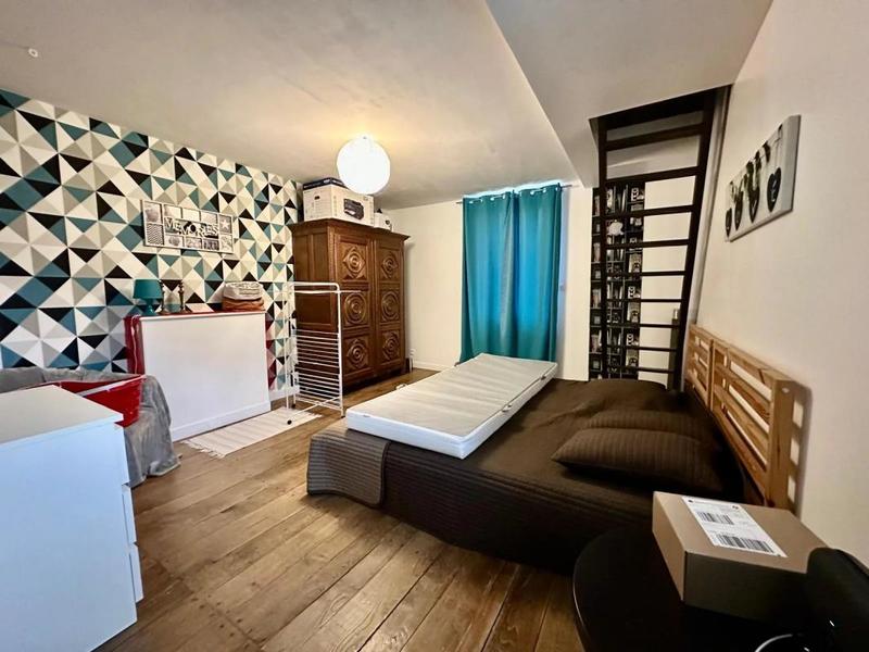 Maison de village - 219 m² - 9 pièces