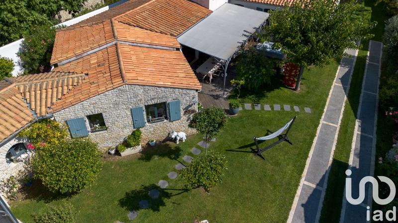 Maison - 174 m² - 9 pièces