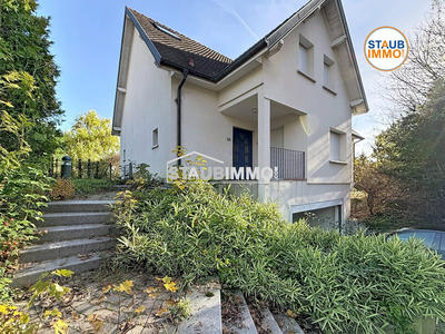 Maison - 287 m² - 8 pièces