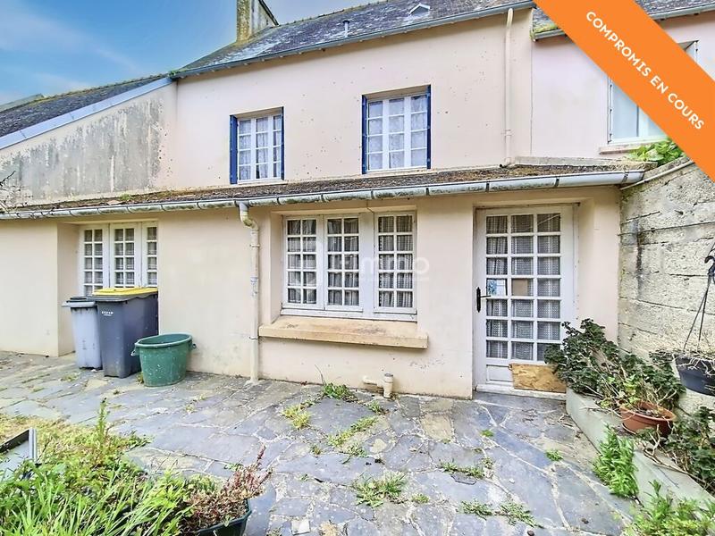 Maison - 182 m² - 8 pièces