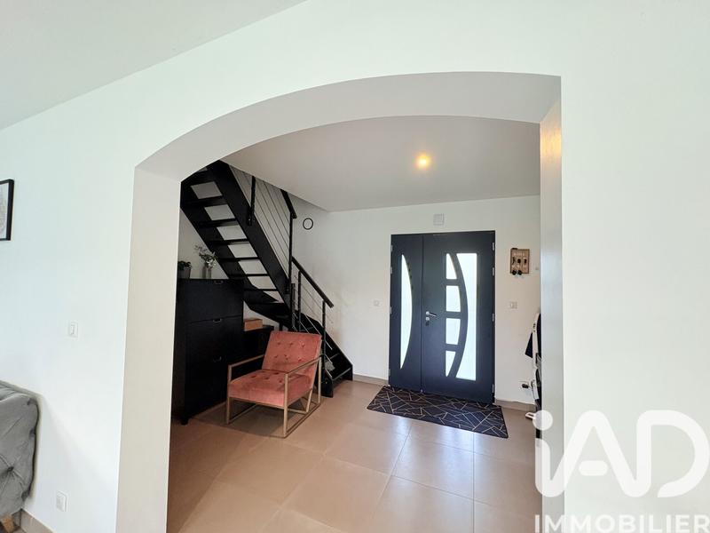 Maison - 176 m² - 8 pièces