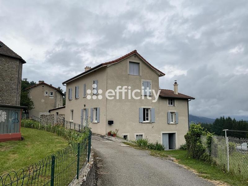 Maison - 188 m² - 8 pièces