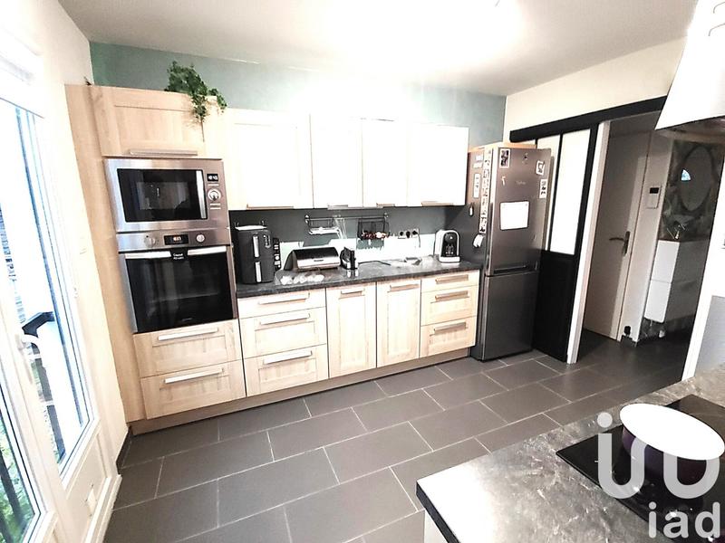 Maison - 110 m² - 6 pièces