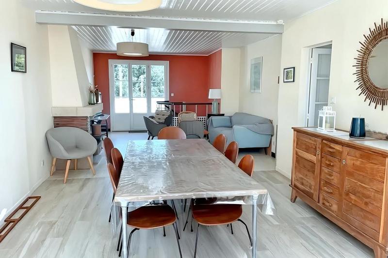 Maison - 95 m² - 5 pièces
