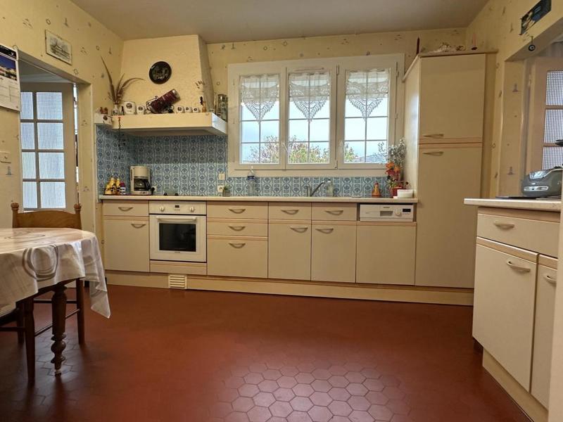 Maison traditionnelle - 114 m² - 5 pièces