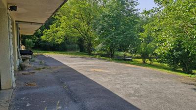 Maison - 226 m² - 7 pièces