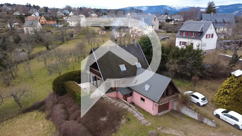 Châlet - 131 m² - 6 pièces