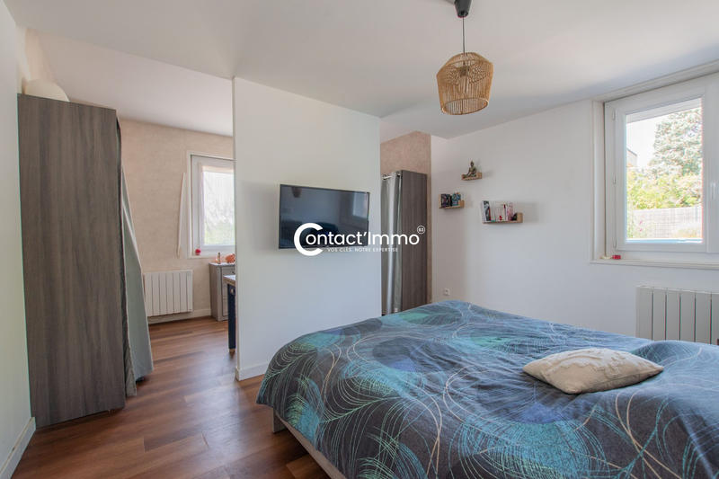 Maison - 220 m² - 7 pièces