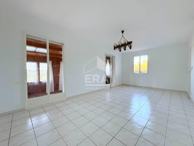 Maison - 83 m² - 4 pièces