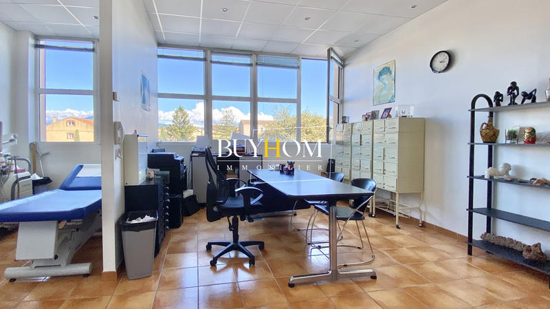 Bureau - 60 m² - 2 pièces