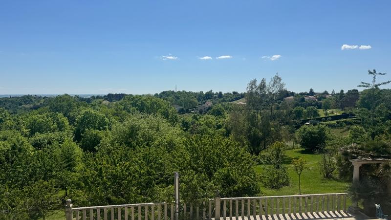 Maison bourgeoise - 277 m² - 7 pièces