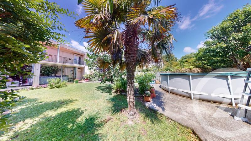 Maison - 112 m² - 6 pièces