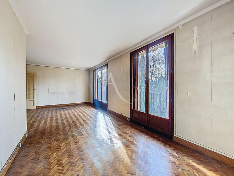 Appartement - 91 m² - 4 pièces