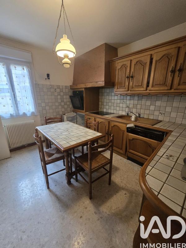 Maison - 93 m² - 5 pièces