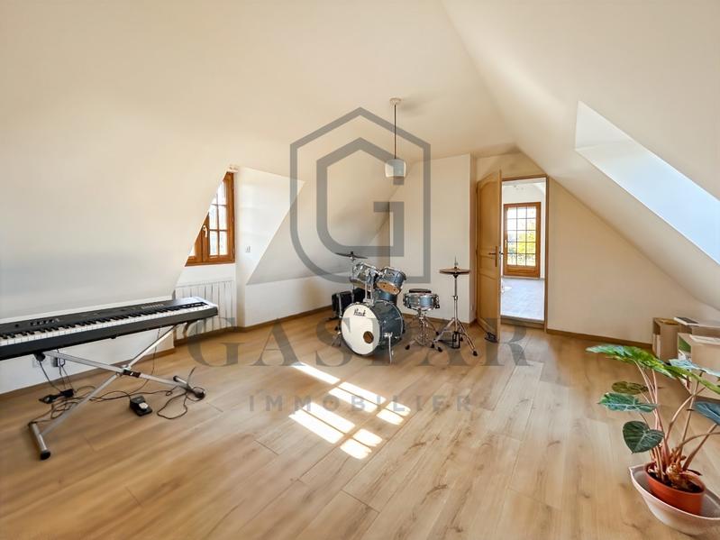 Maison ancienne - 160 m² - 5 pièces