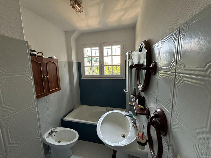 Maison - 140 m² - 5 pièces