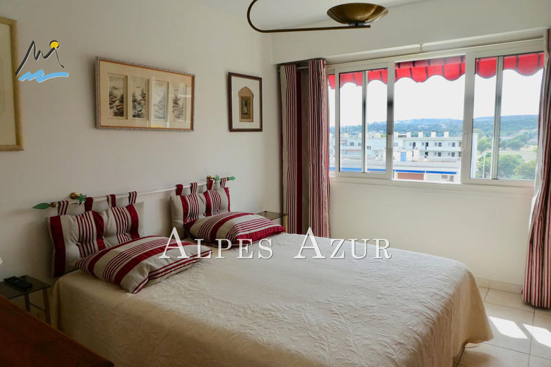 Appartement - 98 m² - 3 pièces