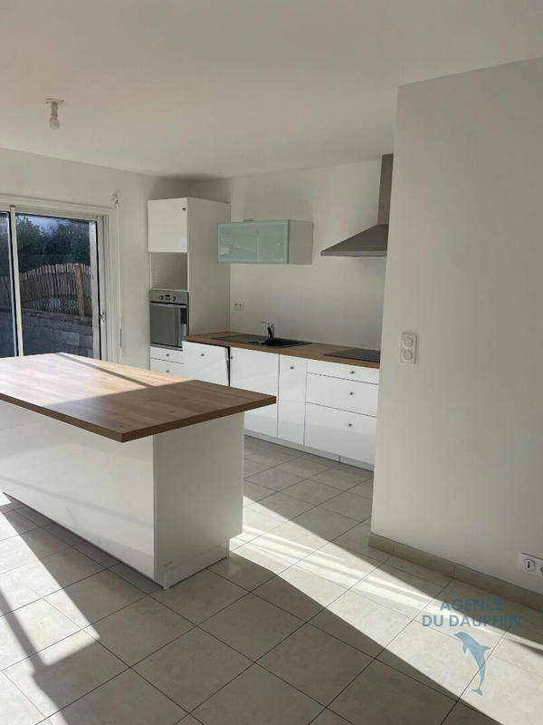 Maison - 106 m² - 5 pièces