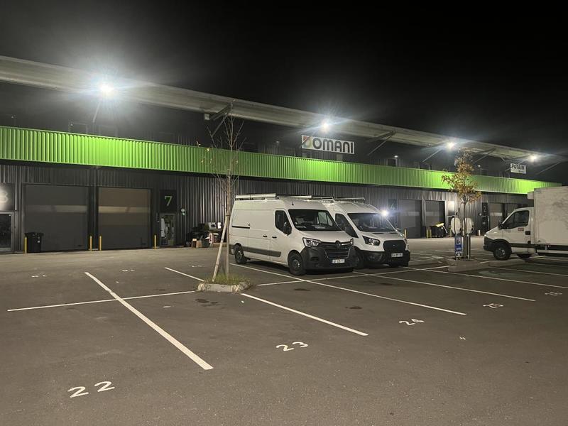 Entrepôt - 295 m² - 4 pièces