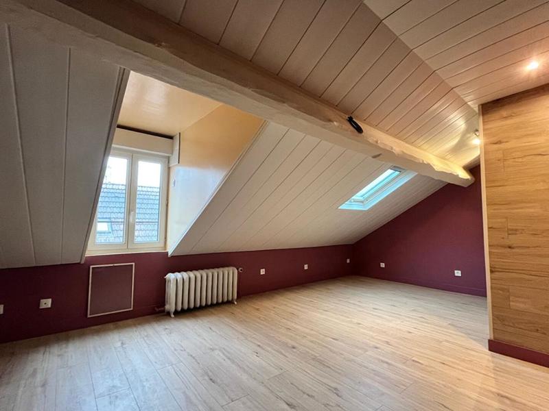 Maison - 185 m² - 7 pièces