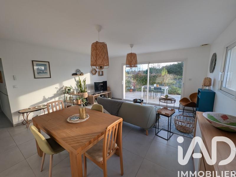 Maison - 102 m² - 4 pièces