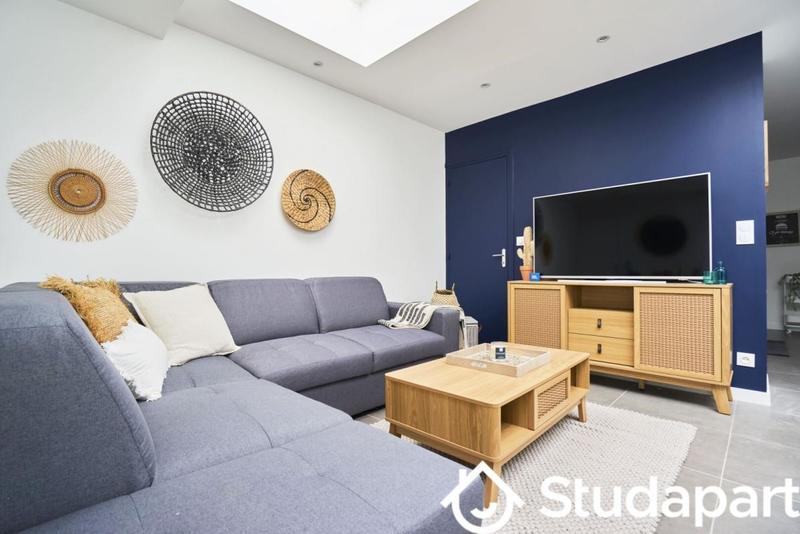 Chambre - 13 m² - 1 pièce