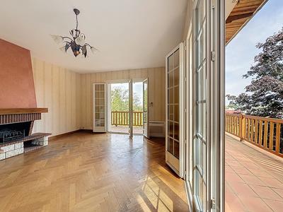 Maison traditionnelle - 119 m² - 4 pièces