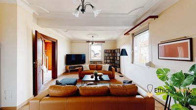 Maison - 133 m² - 7 pièces