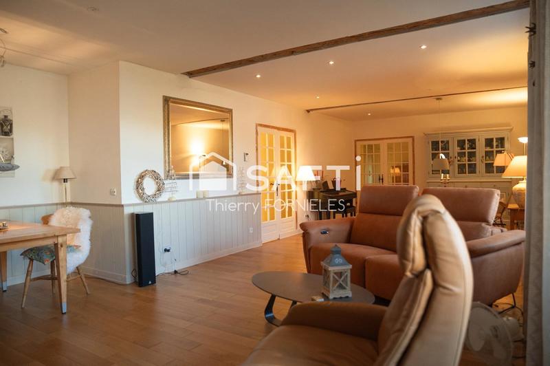 Maison - 232 m² - 7 pièces