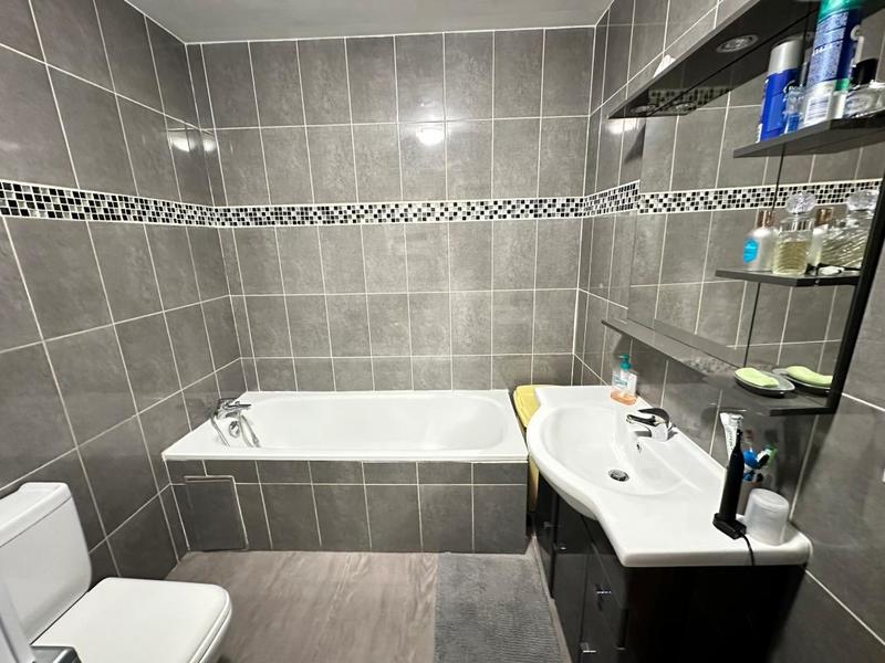 Maison - 84 m² - 6 pièces