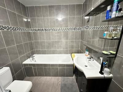 Maison - 84 m² - 6 pièces