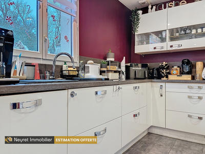 Maison - 83 m² - 4 pièces