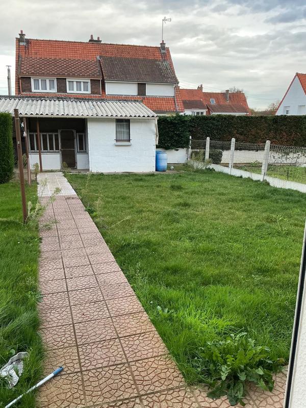 Maison - 93 m² - 6 pièces