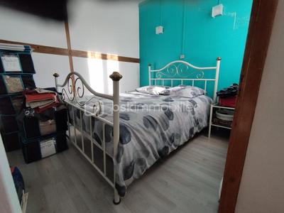 Maison de ville - 80 m² - 4 pièces