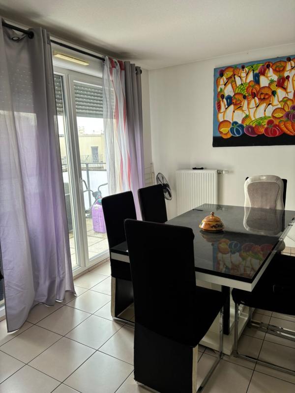 Appartement - 72 m² - 3 pièces