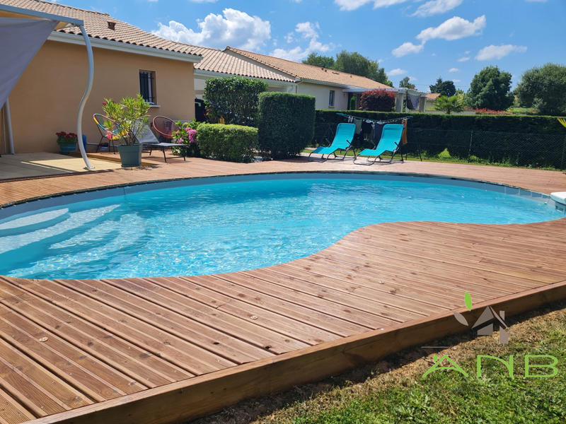 Maison - 103 m² - 4 pièces