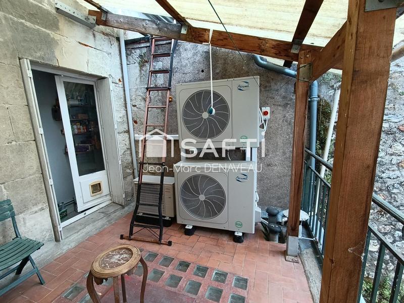 Maison - 298 m² - 14 pièces