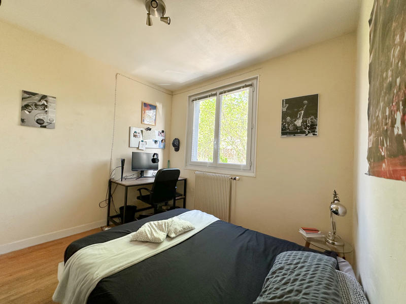 Maison - 186 m² - 8 pièces