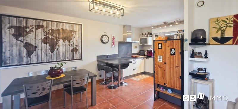 Maison - 87 m² - 4 pièces