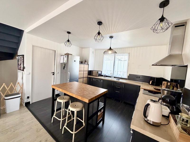 Appartement - 95 m² - 4 pièces