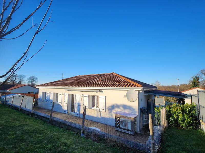 Maison - 90 m² - 5 pièces