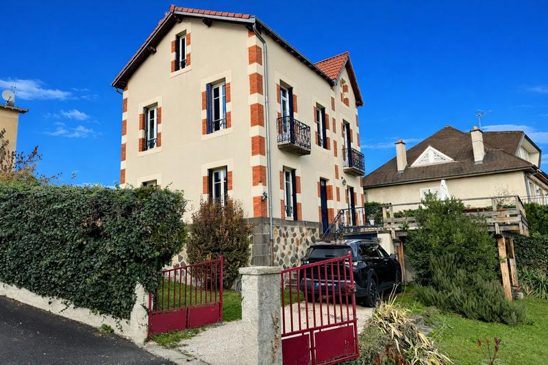 Maison ancienne - 118 m² - 5 pièces