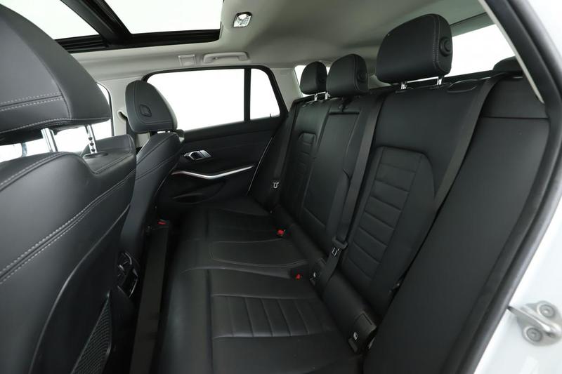 Bmw Série 3 Touring 330i xDrive Luxury Bva8 258 ch