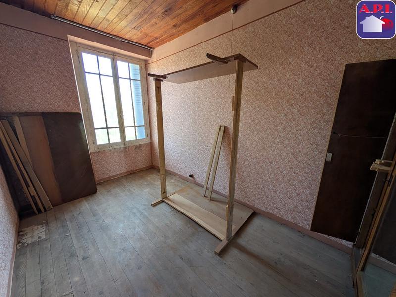 Maison - 241 m² - 11 pièces