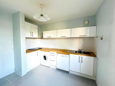 Appartement - 77 m² - 3 pièces