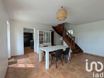 Maison - 184 m² - 7 pièces