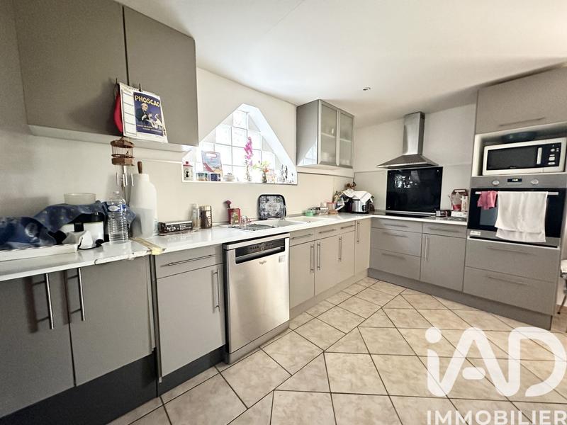 Maison - 90 m² - 5 pièces